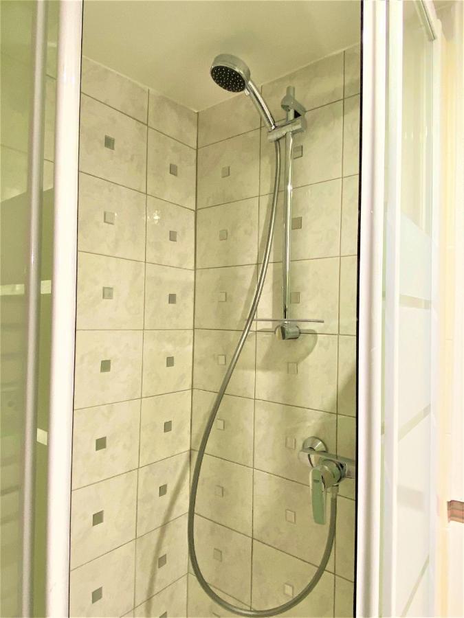 فيلا Marseille-Au-Bord-De-L'Eau المظهر الخارجي الصورة